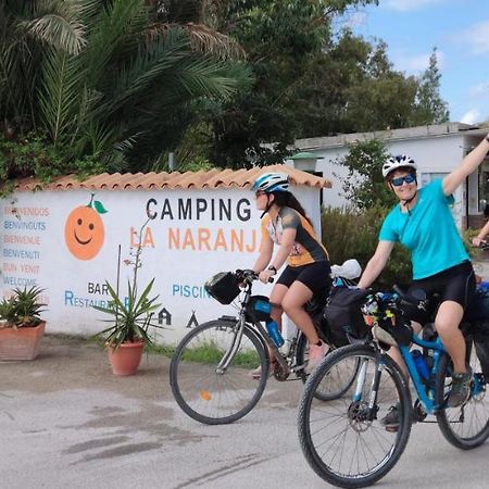 فندق Camping La Naranja غانديا المظهر الخارجي الصورة