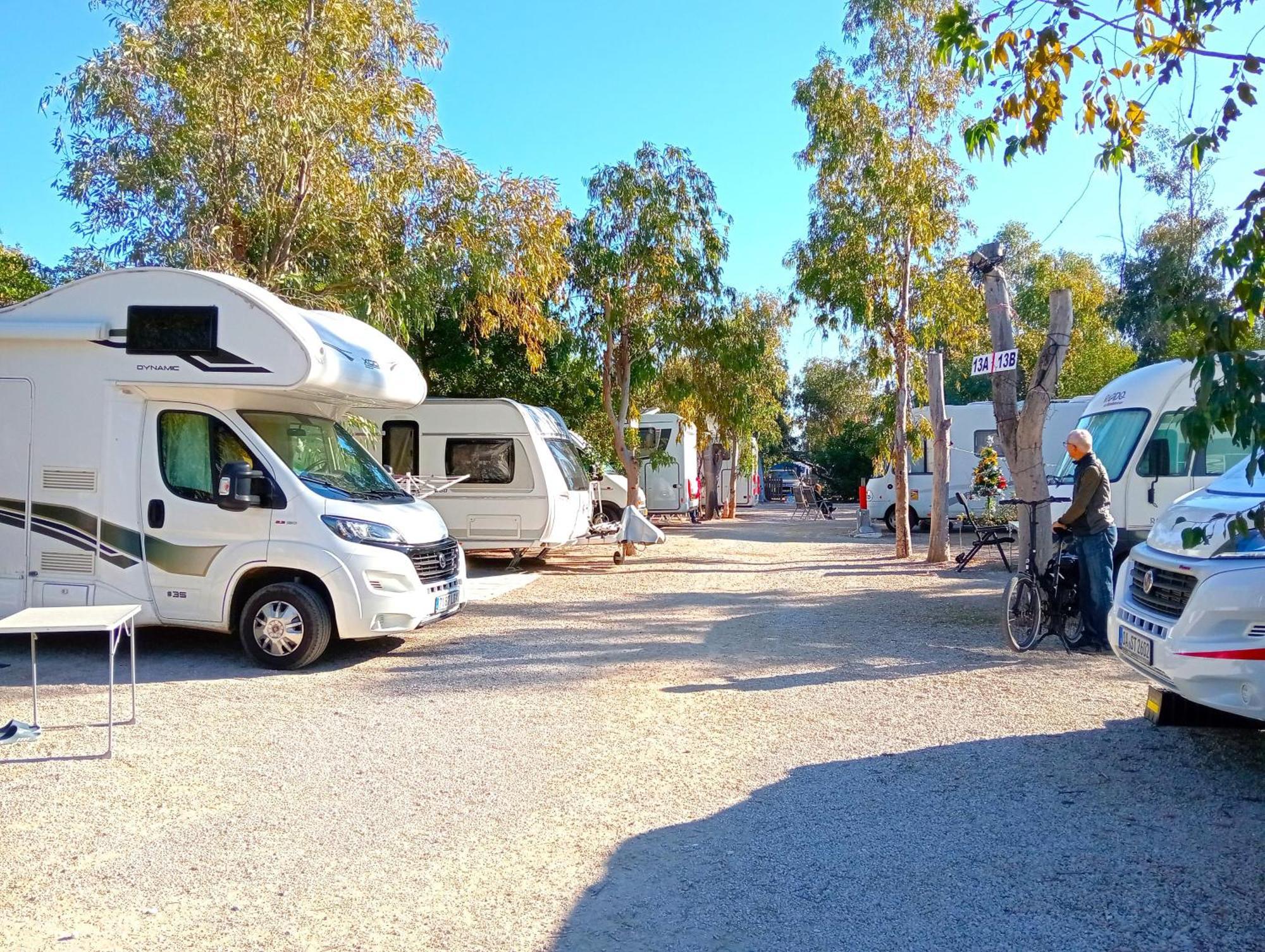 فندق Camping La Naranja غانديا المظهر الخارجي الصورة